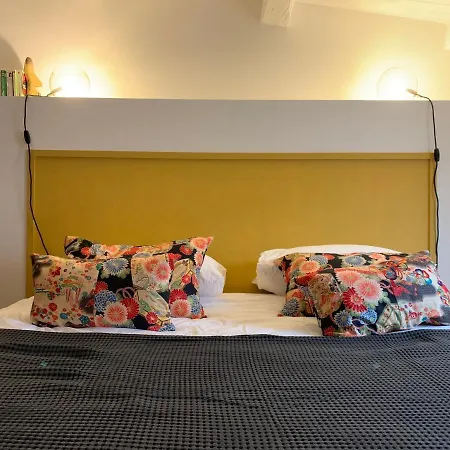 Apartment Les De Charly Duplex Cosy Au Marche Hyper Centre La Rochelle A Pied *
